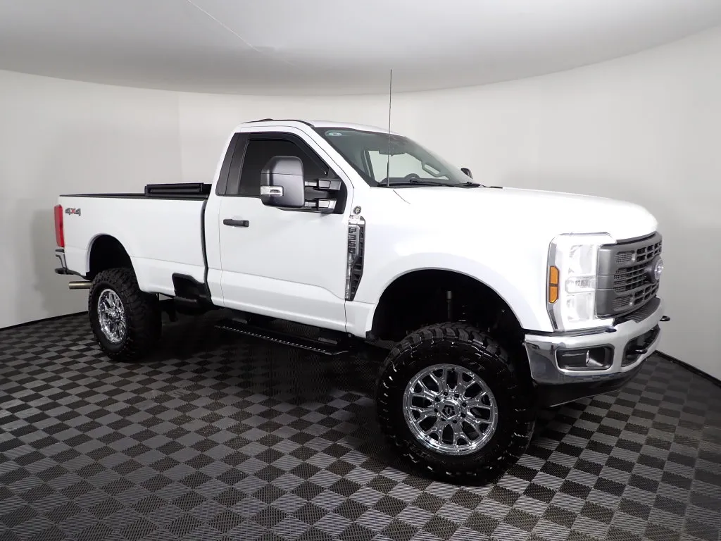 Ford F350SD photo 7