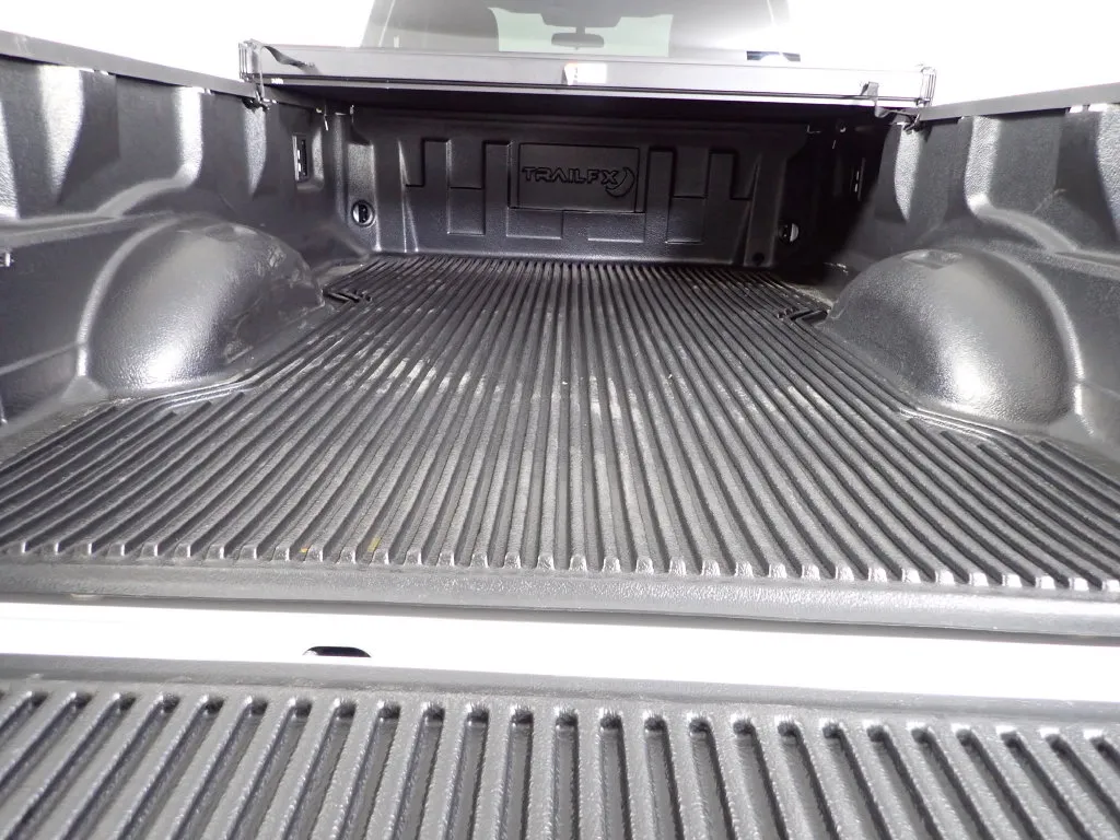 Ford F350SD photo 16