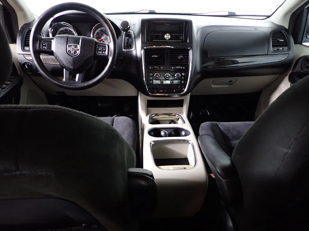 Dodge Grand Caravan photo 28