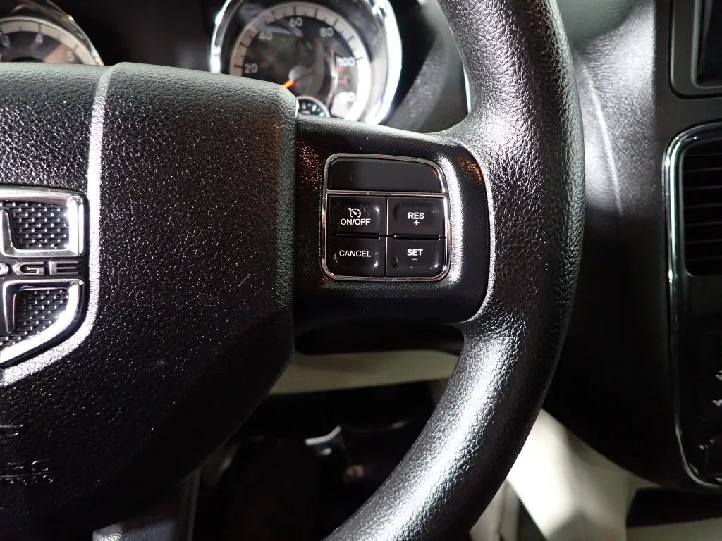 Dodge Grand Caravan photo 26