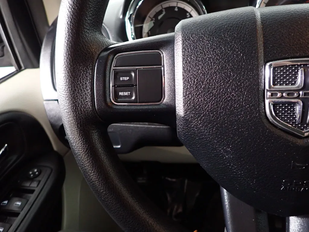 Dodge Grand Caravan photo 25