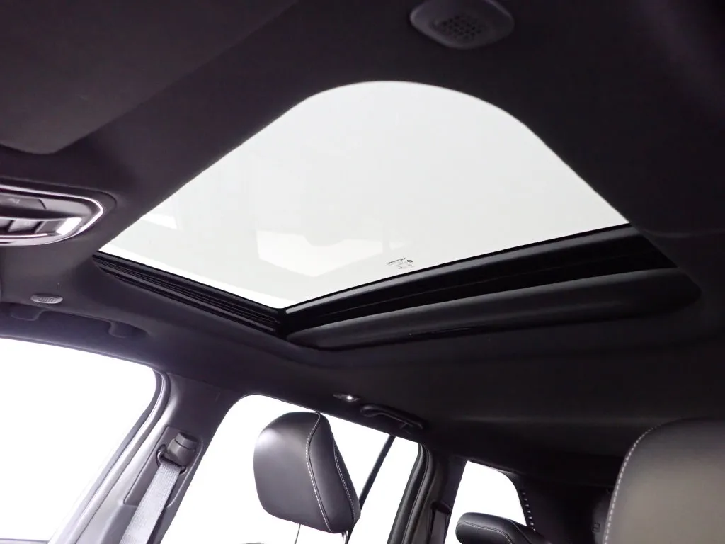 Jeep Grand Cherokee photo 7