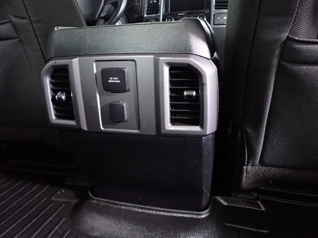 Ford F-150 photo 32