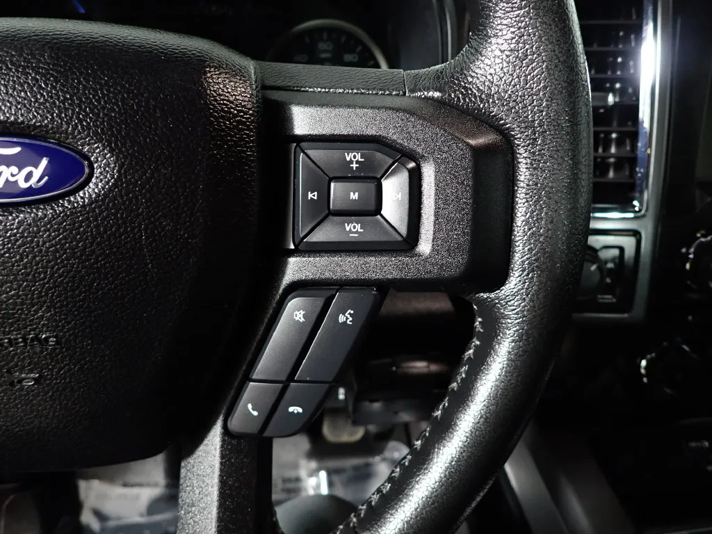 Ford F-150 photo 24