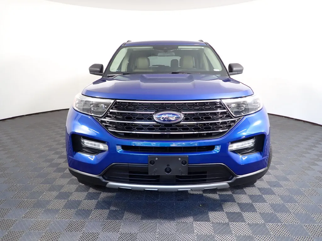 Ford Explorer photo 7