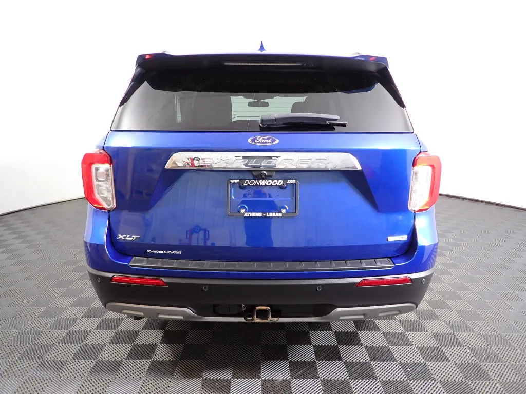 Ford Explorer photo 11