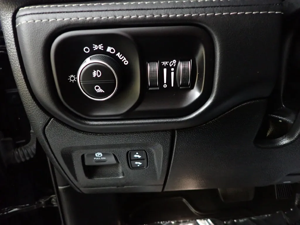 Ram 1500 photo 24