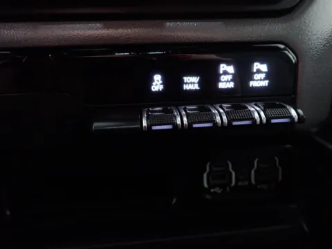 More photos of 2021 Ram 1500 Big Horn/Lone Star at Don Wood Chrysler Dodge Jeep Ram, OH