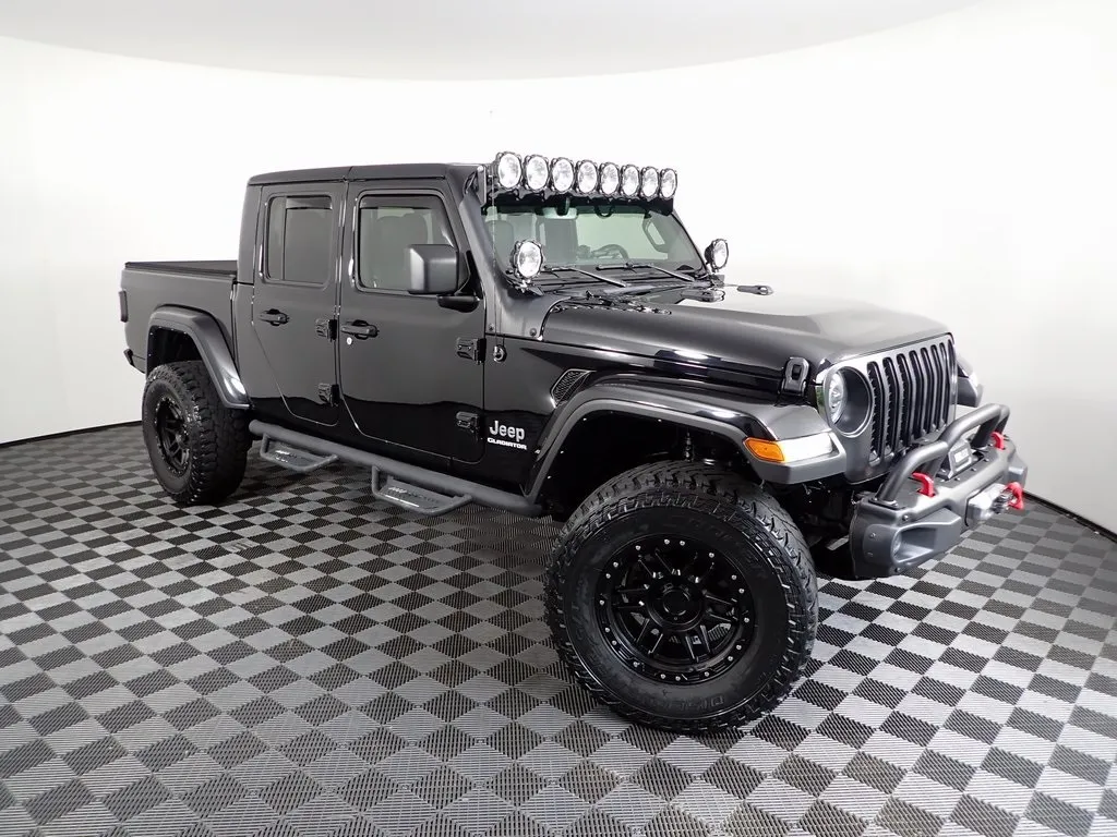2021 Jeep Gladiator Overland for sale in Rockbridge, OH