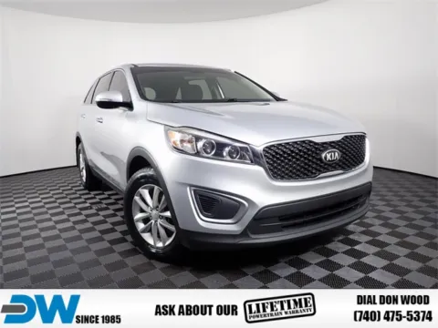 Silver 2016 Kia Sorento L for sale in Rockbridge, OH