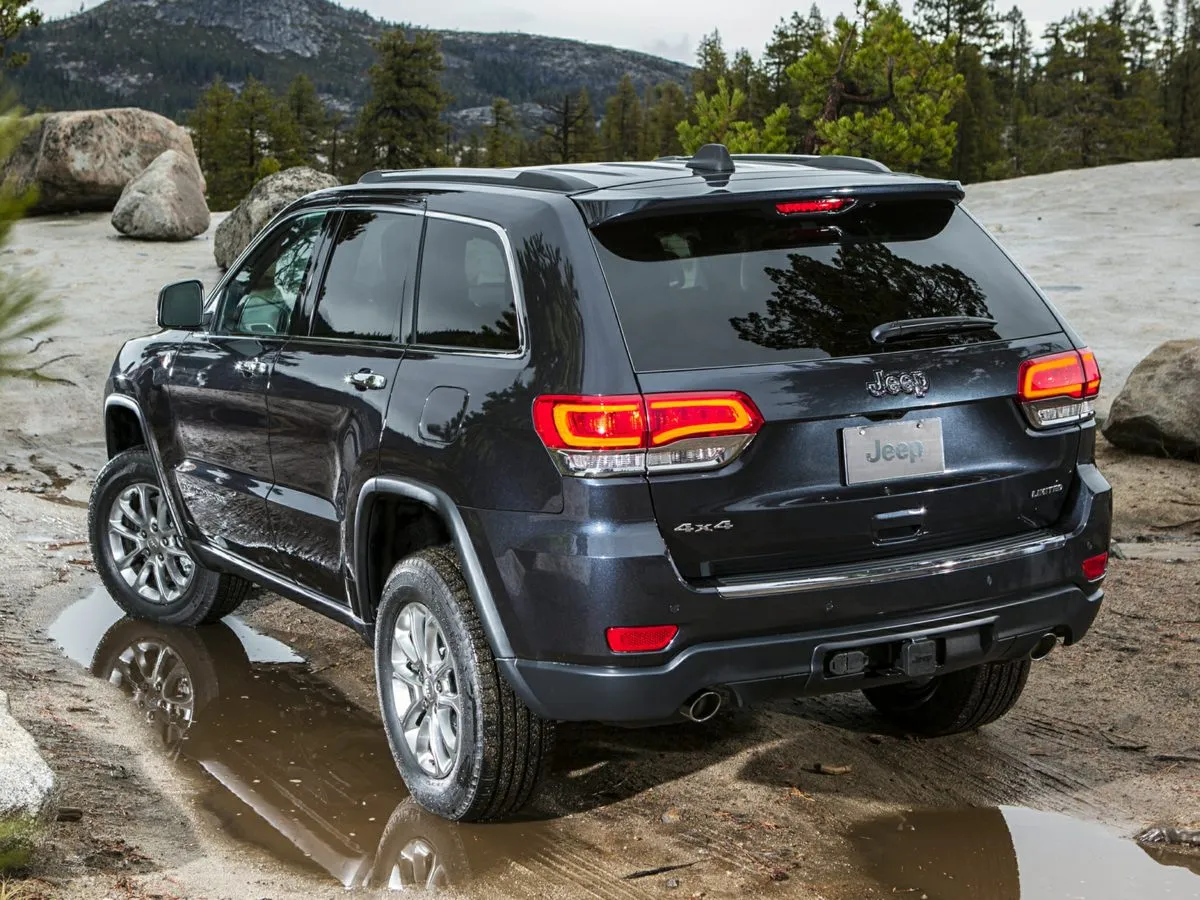 2015 Jeep Grand Cherokee Overland for sale in Rockbridge, OH