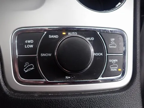 More photos of 2015 Jeep Grand Cherokee Overland at Don Wood Chrysler Dodge Jeep Ram, OH