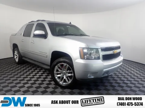 Silver 2013 Chevrolet Avalanche 1500 LT for sale in Rockbridge, OH