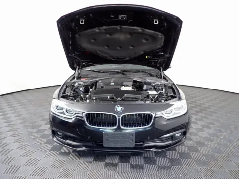 More photos of 2018 BMW 3 Series 320i xDrive at Don Wood Chrysler Dodge Jeep Ram, OH