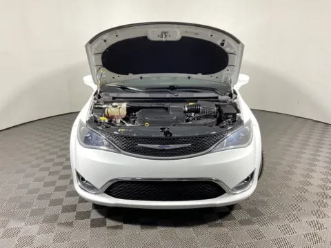 More photos of 2019 Chrysler Pacifica Touring Plus at Don Wood Chrysler Dodge Jeep Ram, OH
