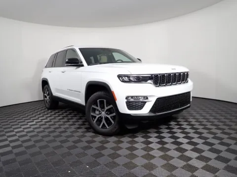 White 2025 Jeep Grand Cherokee Limited for sale in Rockbridge, OH