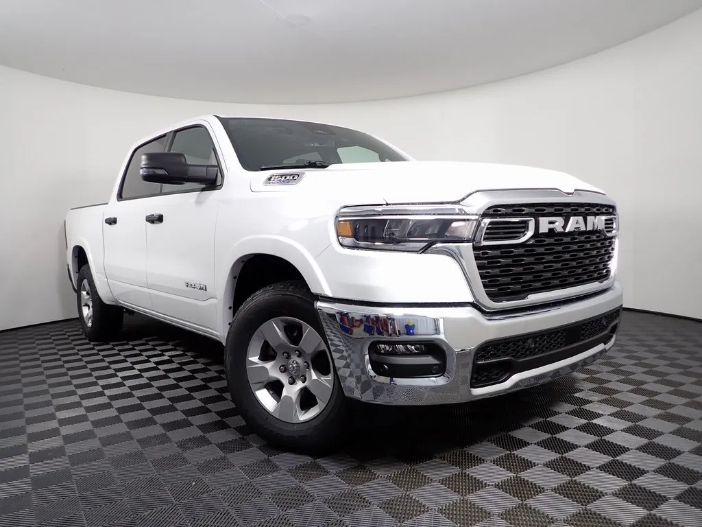 White 2025 Ram 1500 Big Horn/Lone Star for sale in Rockbridge, OH