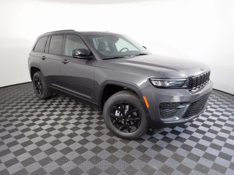 More photos of 2025 Jeep Grand Cherokee Laredo at Don Wood Chrysler Dodge Jeep Ram, OH
