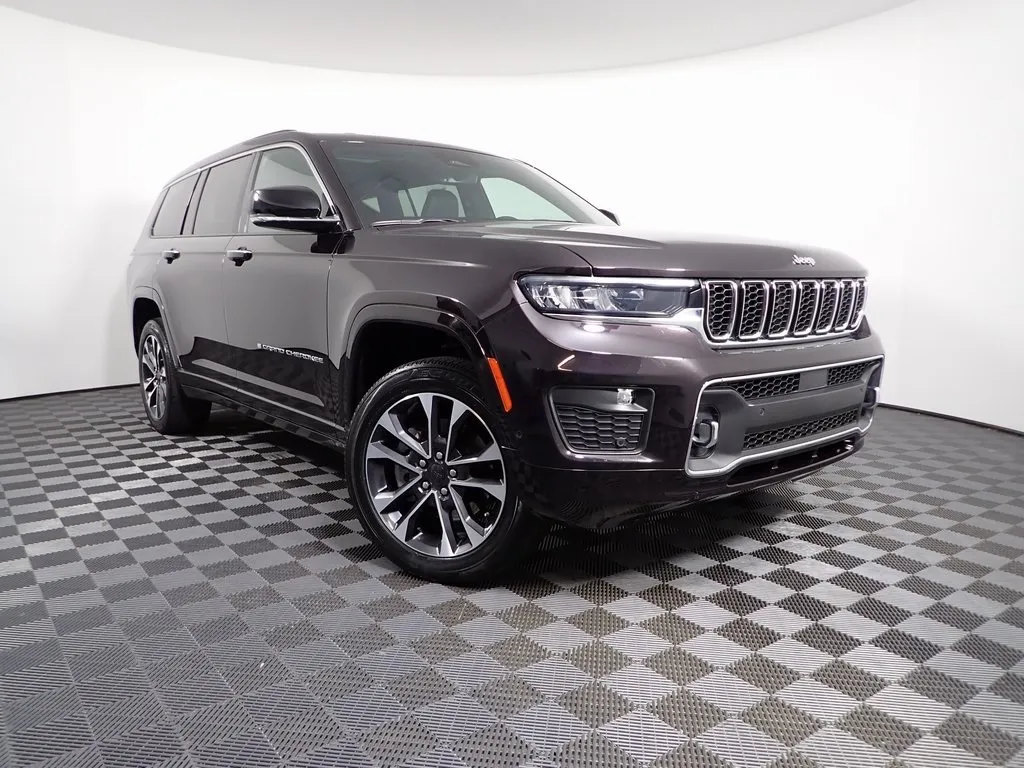 Unknown 2023 Jeep Grand Cherokee L Overland for sale in Rockbridge, OH