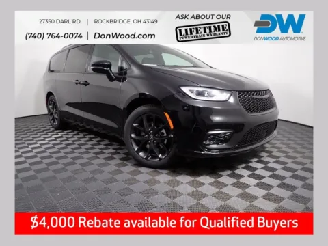 Black 2026 Chrysler Pacifica Select for sale in Rockbridge, OH