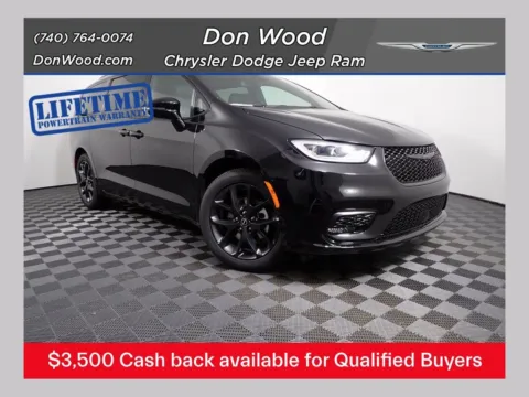 Black 2026 Chrysler Pacifica Select for sale in Rockbridge, OH