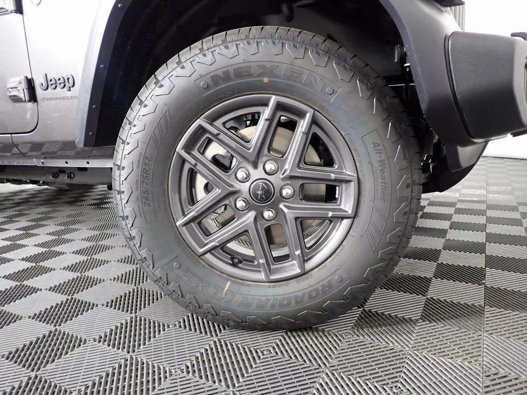 Jeep Wrangler photo 33