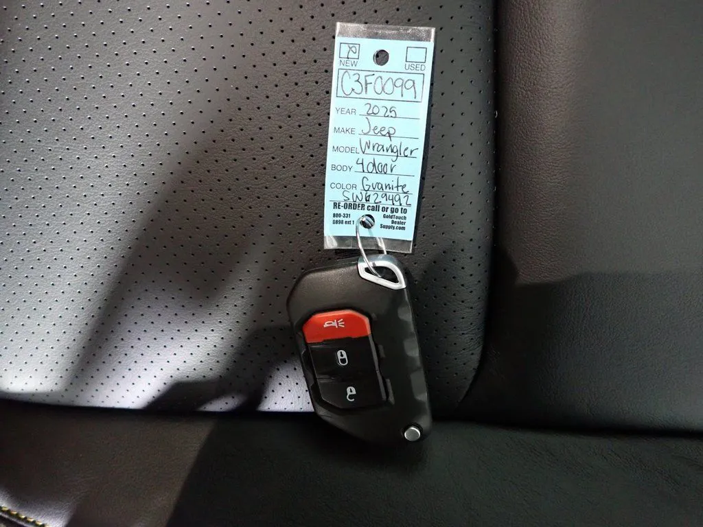 Jeep Wrangler photo 34