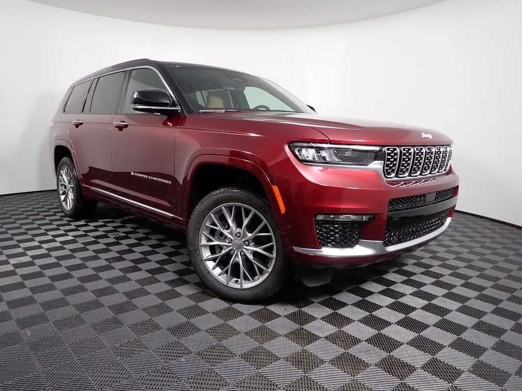 2025 Jeep Grand Cherokee L Summit for sale in Rockbridge, OH