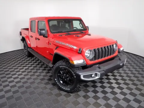 More photos of 2025 Jeep Gladiator at Don Wood Chrysler Dodge Jeep Ram, OH