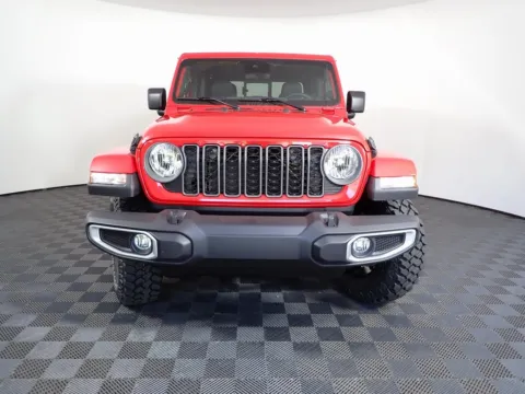 More photos of 2025 Jeep Gladiator at Don Wood Chrysler Dodge Jeep Ram, OH