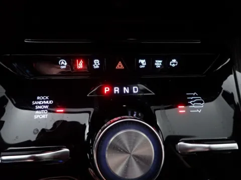 More photos of 2022 Jeep Wagoneer Series III at Don Wood Chrysler Dodge Jeep Ram, OH