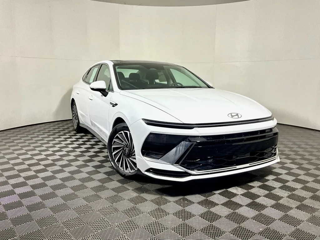 White 2026 Hyundai Sonata Hybrid SEL for sale in Athens, OH