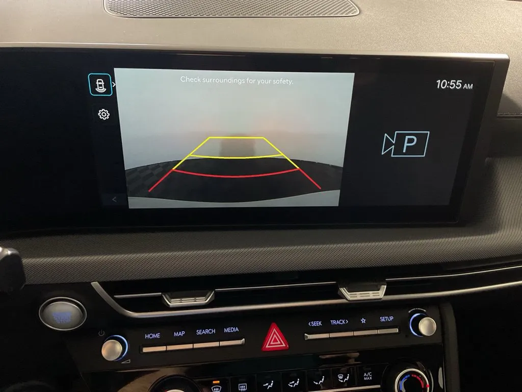 Hyundai Sonata photo 2