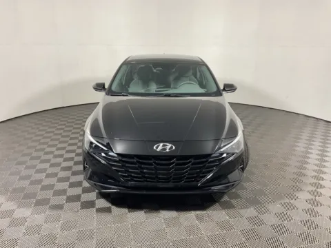 More photos of 2023 Hyundai Elantra SEL at Don Wood Hyundai, OH