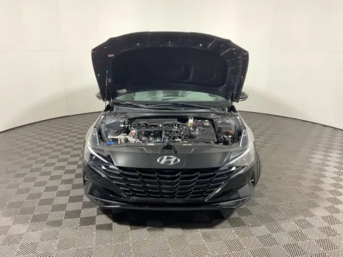 More photos of 2023 Hyundai Elantra SEL at Don Wood Hyundai, OH