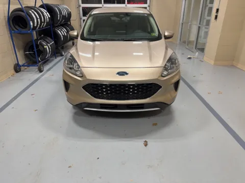 Photos of 2020 Ford Escape SE for sale in Athens, OH at Don Wood Hyundai