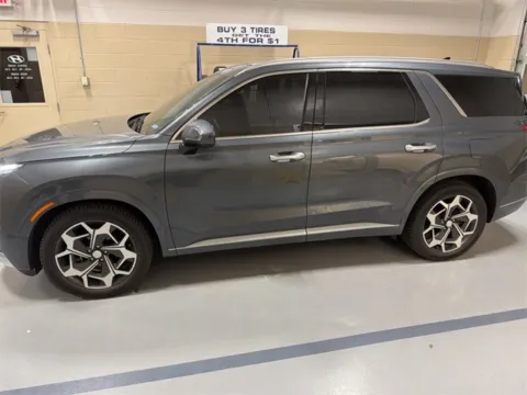 More photos of 2021 Hyundai Palisade Calligraphy at Don Wood Hyundai, OH