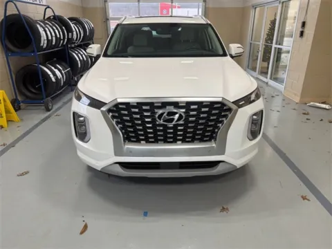 Photos of 2021 Hyundai Palisade Limited for sale in Athens, OH at Don Wood Hyundai