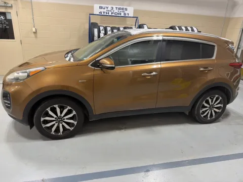 More photos of 2017 Kia Sportage EX at Don Wood Hyundai, OH
