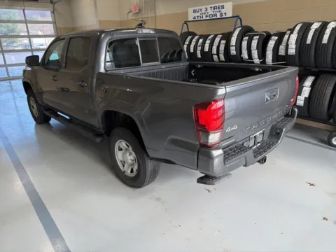 More photos of 2022 Toyota Tacoma SR at Don Wood Hyundai, OH