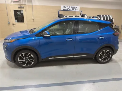 More photos of 2023 Chevrolet Bolt EUV Premier at Don Wood Hyundai, OH