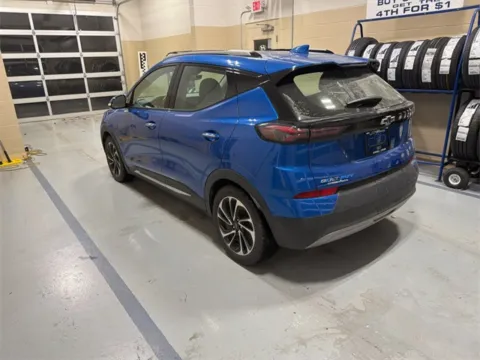 More photos of 2023 Chevrolet Bolt EUV Premier at Don Wood Hyundai, OH