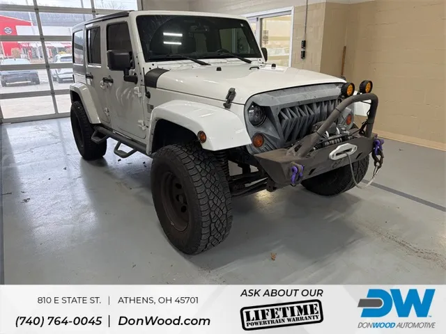 White 2013 Jeep Wrangler Unlimited Sahara for sale in Athens, OH