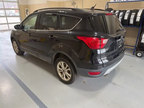 More photos of 2019 Ford Escape SEL at Don Wood Hyundai, OH