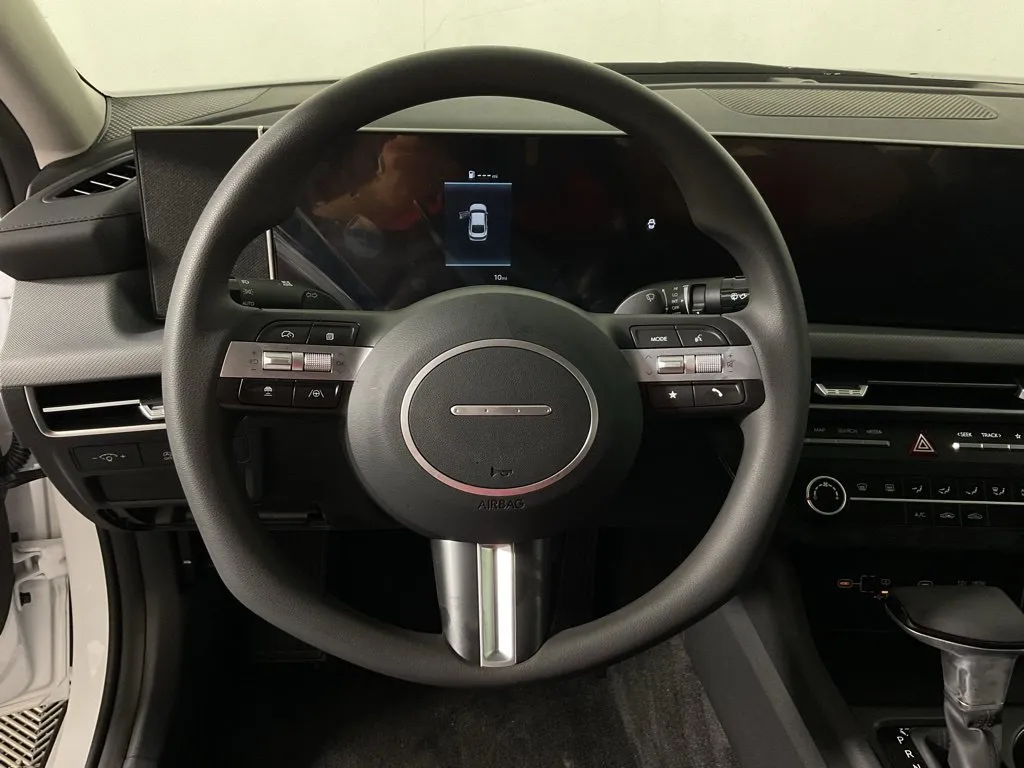 Hyundai Sonata photo 24