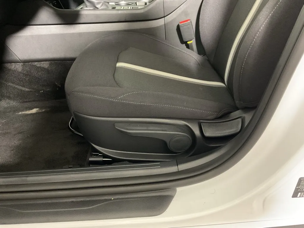 Hyundai Sonata photo 21