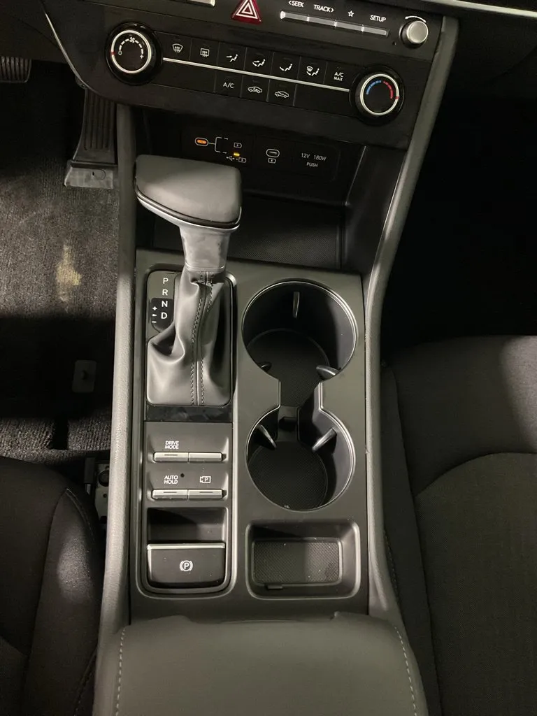 Hyundai Sonata photo 29