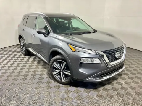More photos of 2023 Nissan Rogue SL at Don Wood Hyundai, OH