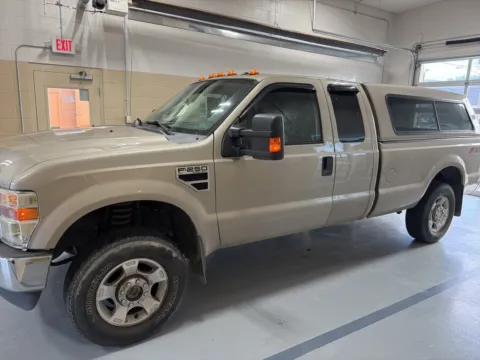 More photos of 2010 Ford F-250SD XL at Don Wood Hyundai, OH
