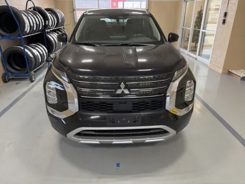 Photos of 2024 Mitsubishi Outlander SE for sale in Athens, OH at Don Wood Hyundai